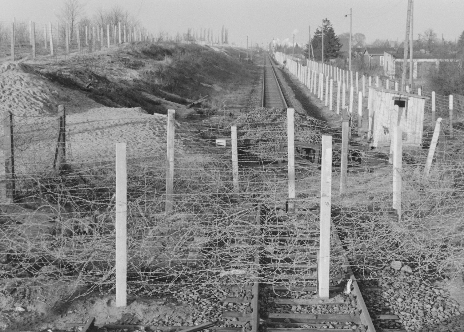 Flucht Aus Der DDR: Mit Fahrzeugen über Die Grenze - Demokratiegeschichten